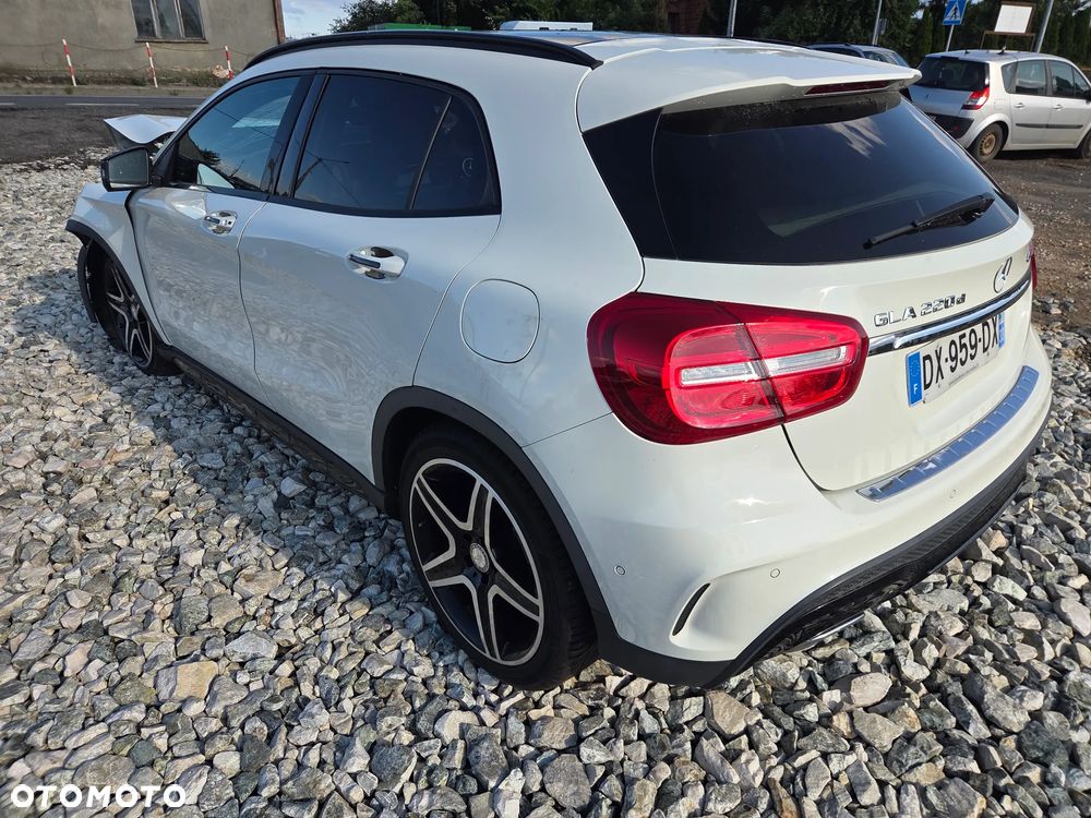 Mercedes-Benz GLA 220 d 4Matic 7G-DCT AMG Line - 1