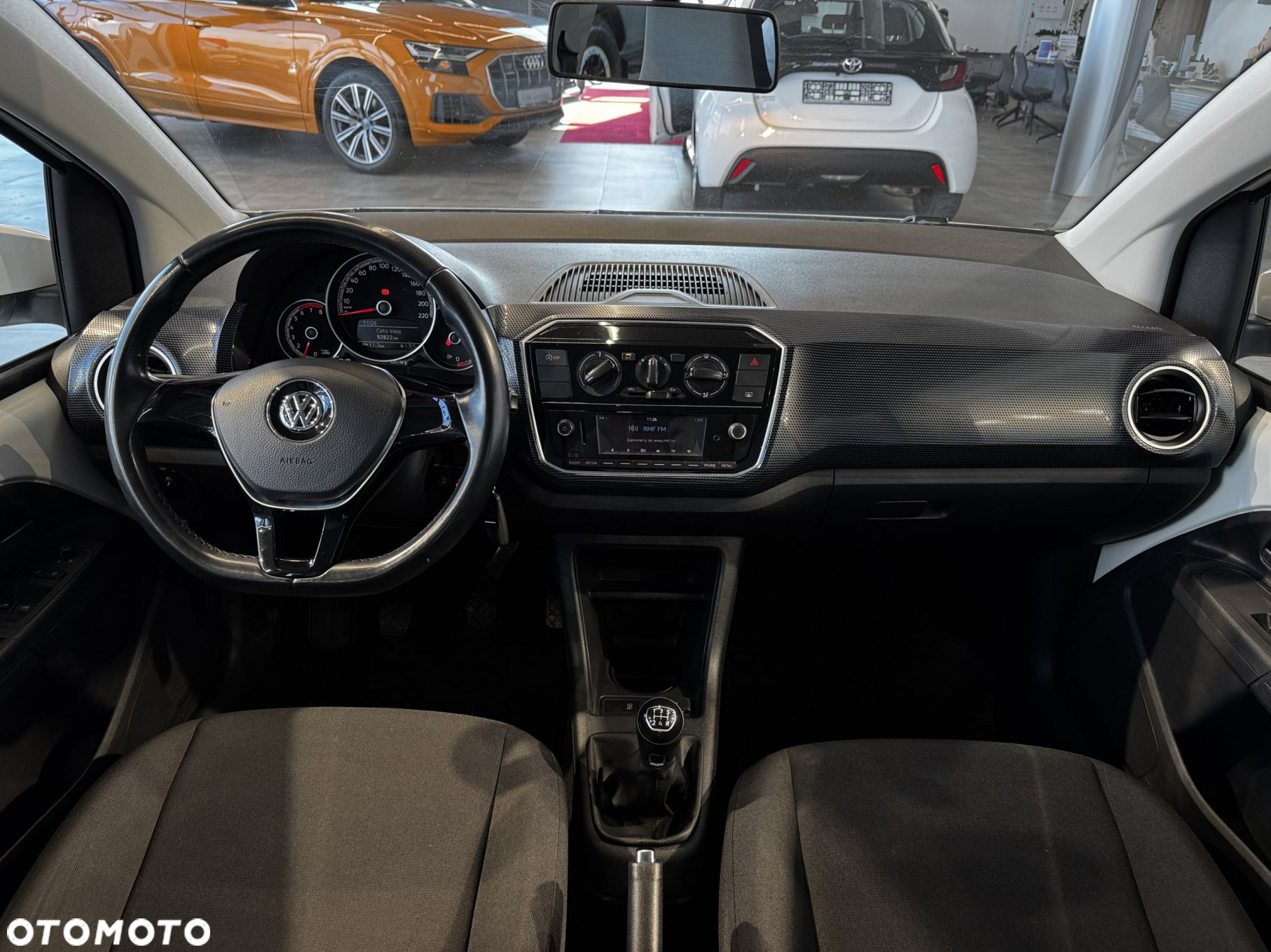 Volkswagen up! - 16
