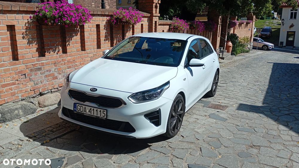 Kia Ceed 1.6 CRDi SCR M - 8