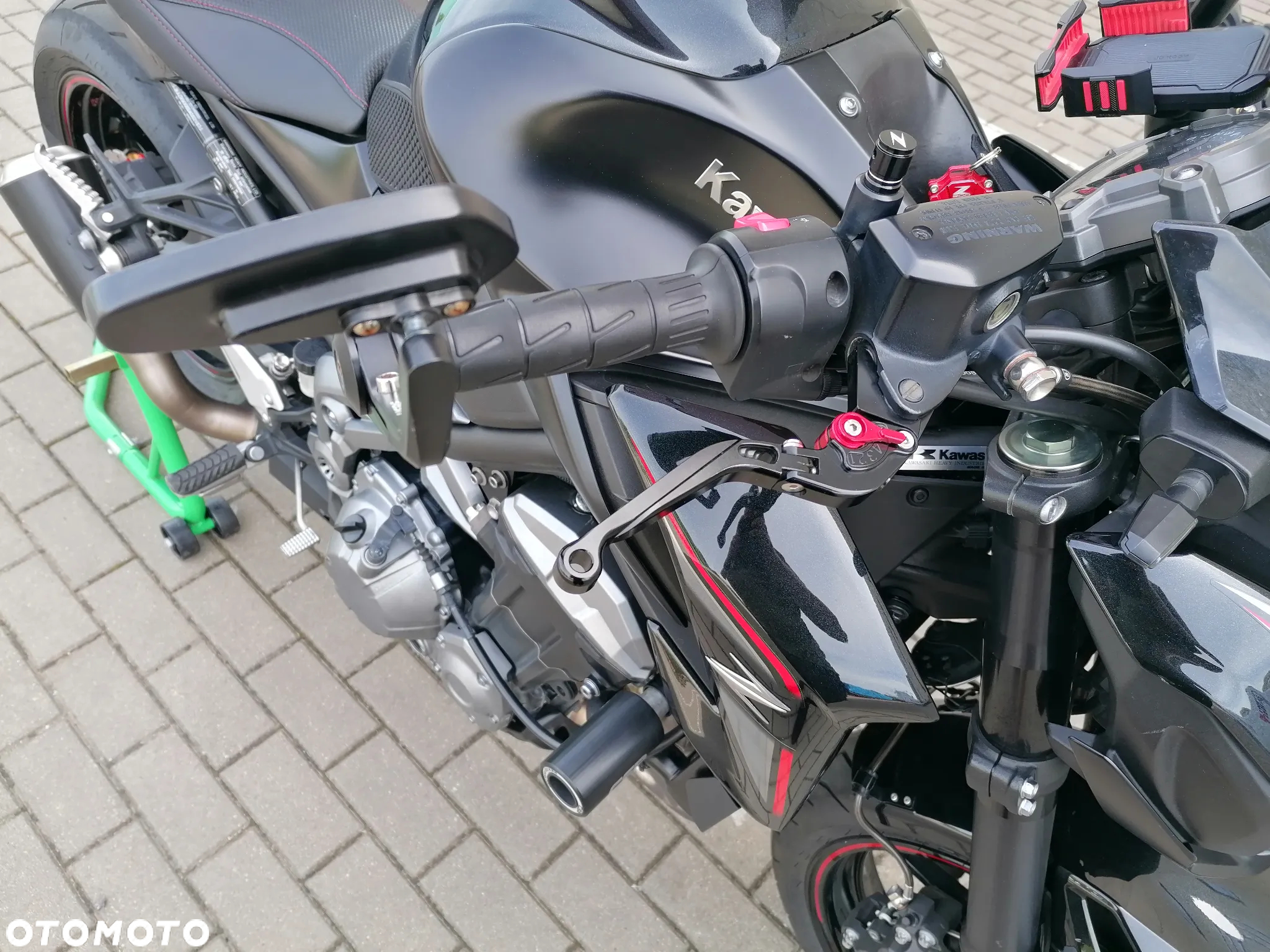 Kawasaki Z 900 - 11