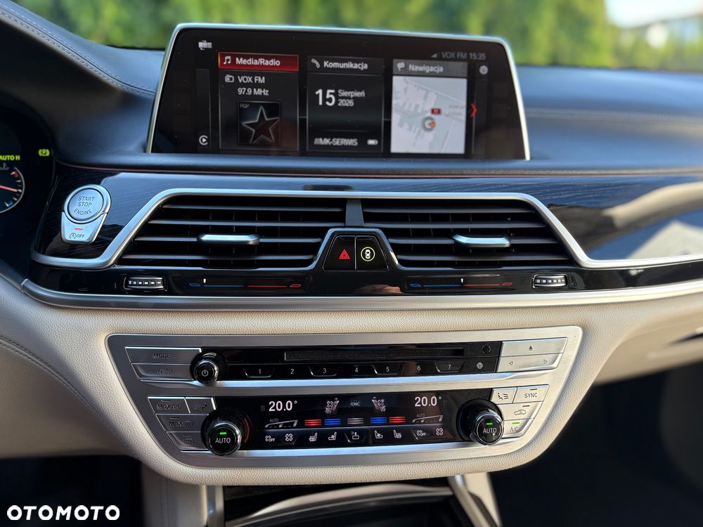 BMW Seria 7 740d xDrive - 22
