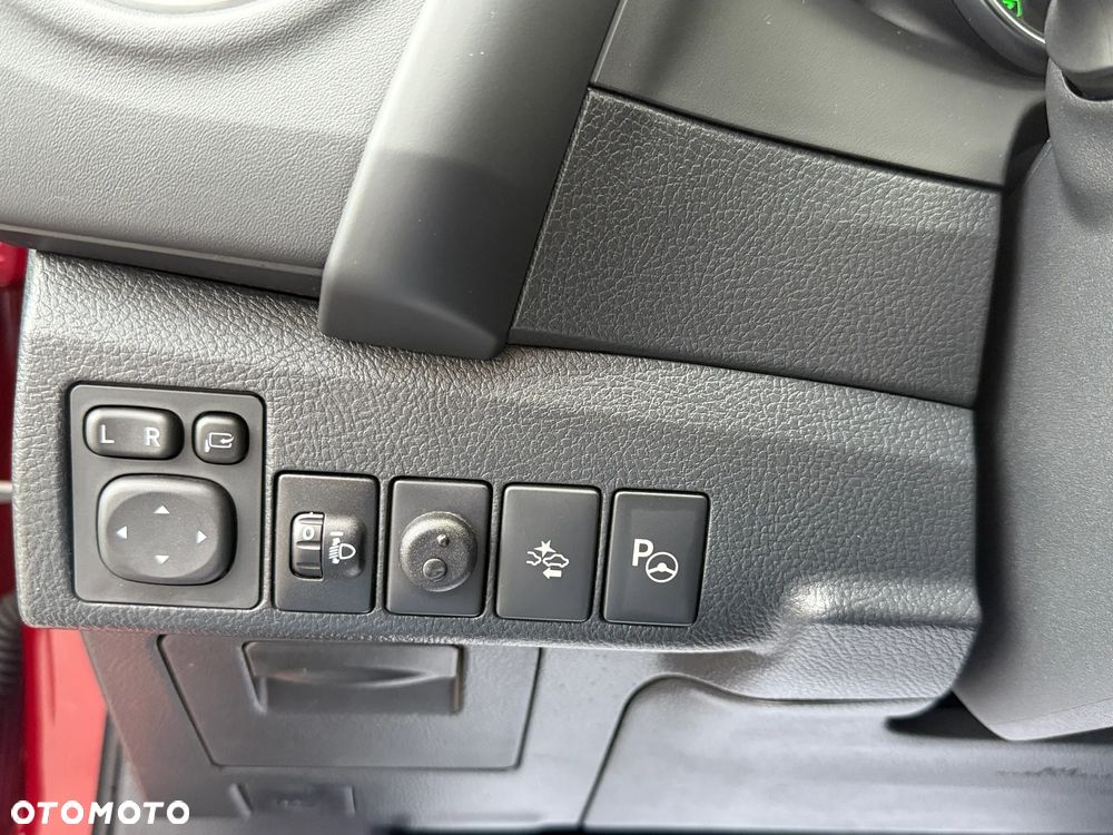 Toyota Auris Hybrid 135 Premium - 13