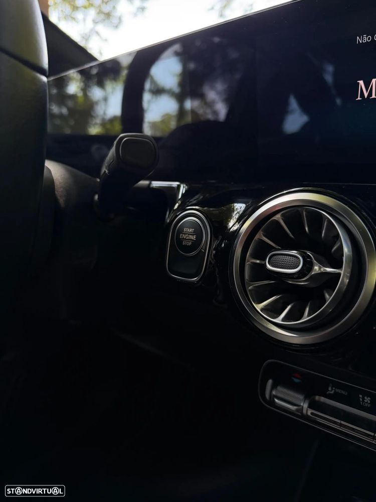 Mercedes-Benz GLA 250 e 8G-DCT Special Edition - 38
