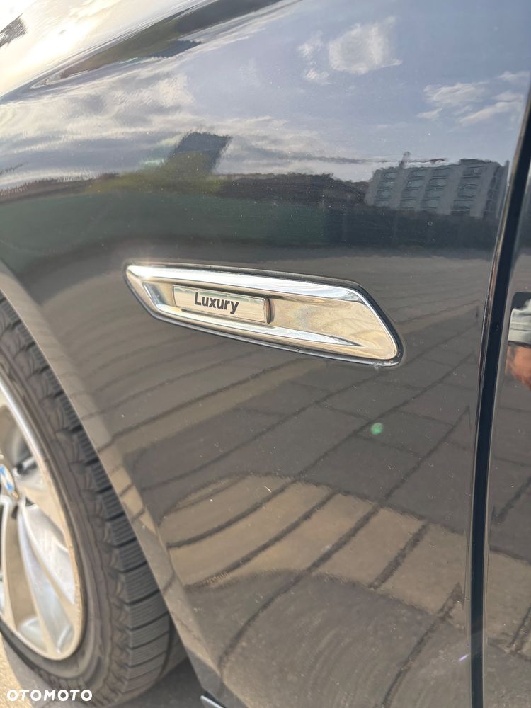 BMW Seria 5 520d xDrive Luxury Line - 32
