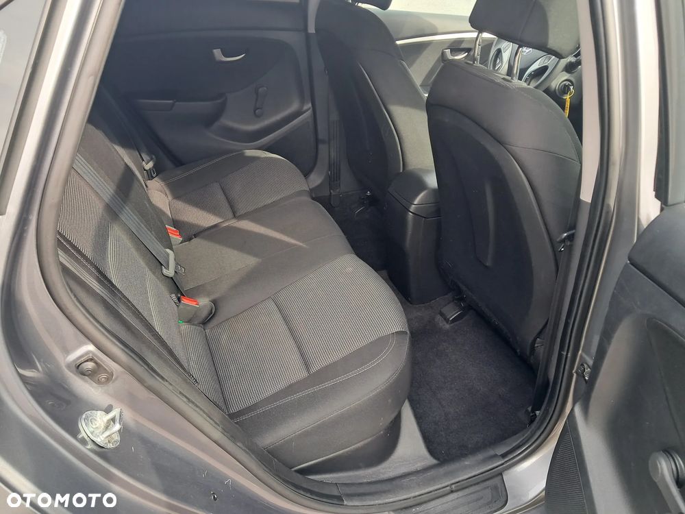 Hyundai i30 - 16