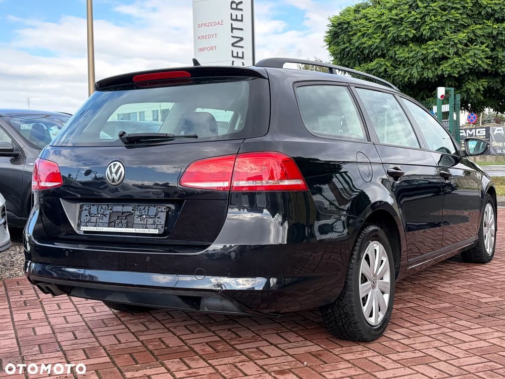 Volkswagen Passat 2.0 Blue TDI SCR Comfortline - 5
