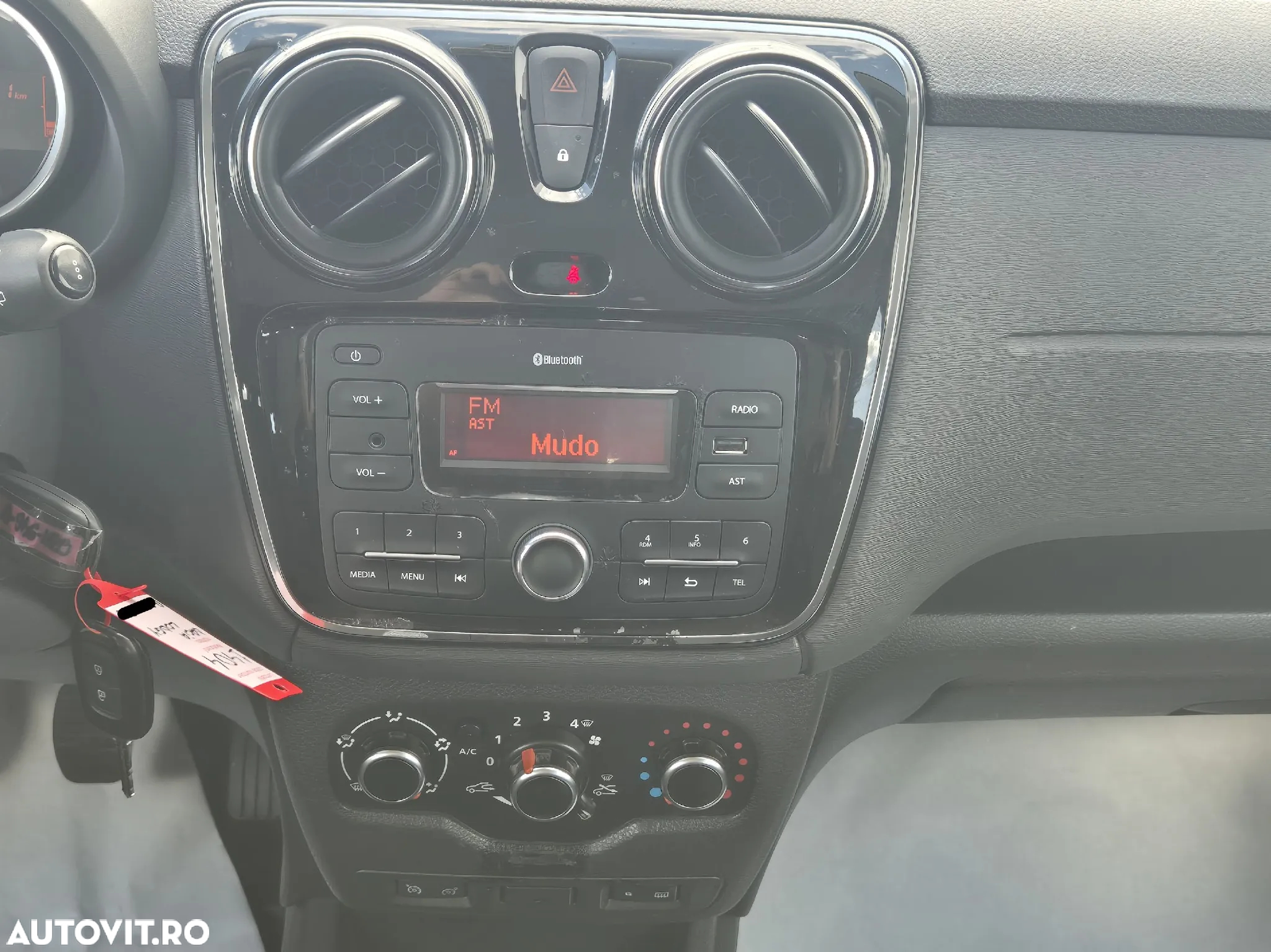 Dacia Lodgy 1.5 Blue dCi Laureate - 19