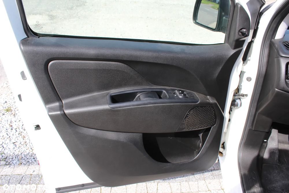 Fiat Doblo - 18