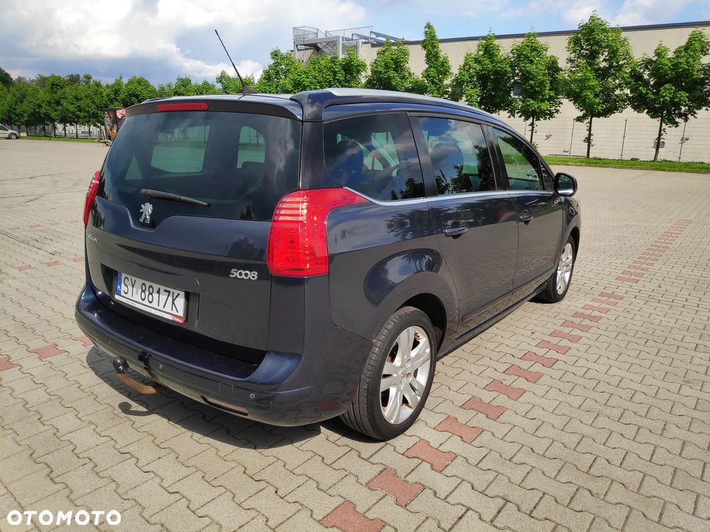 Peugeot 5008 1.6 THP Family - 5