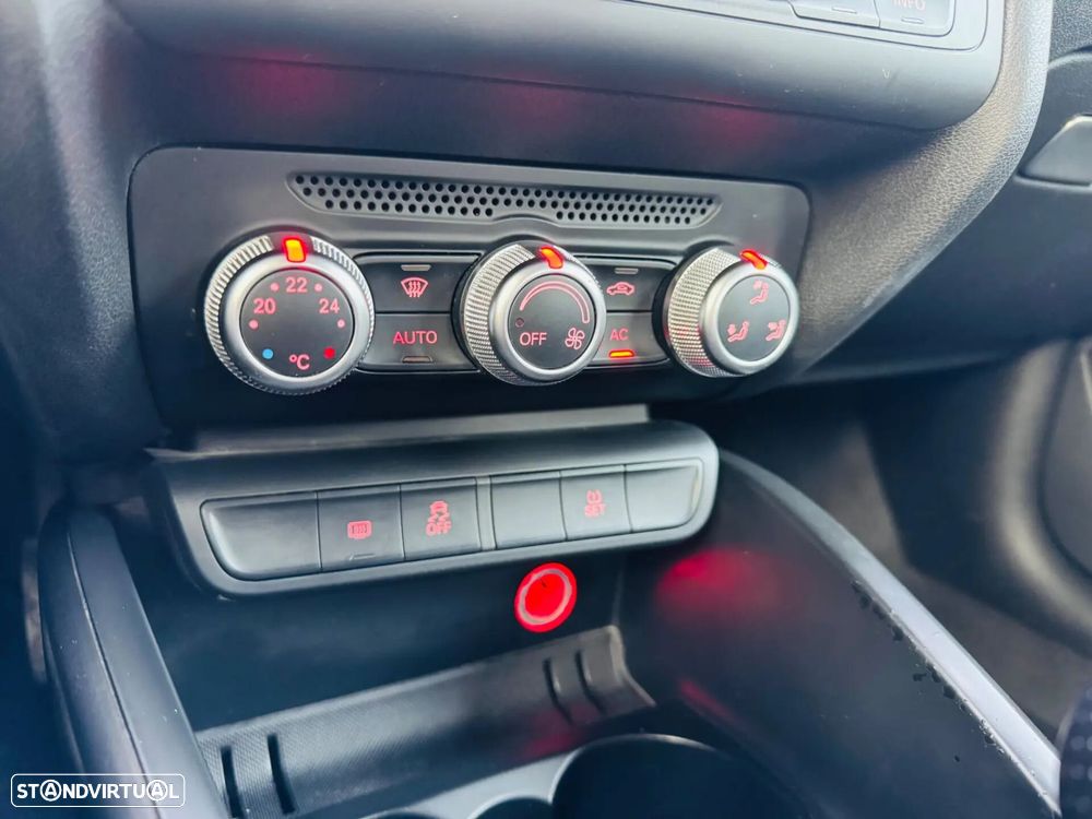 Audi A1 1.6 TDI S-line - 31