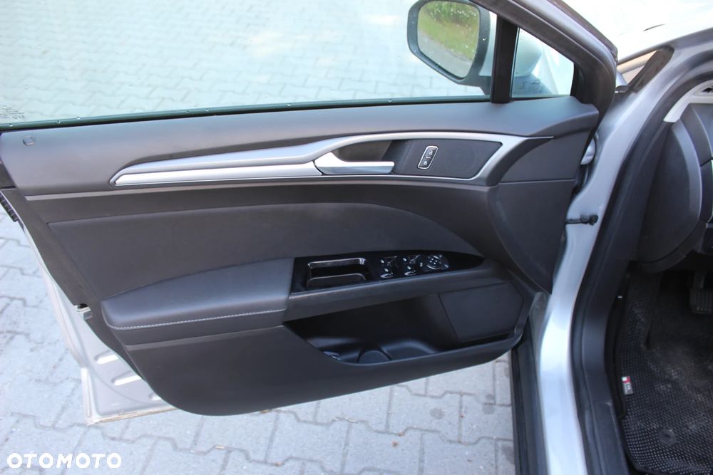 Ford Mondeo 1.5 EcoBoost Trend - 15