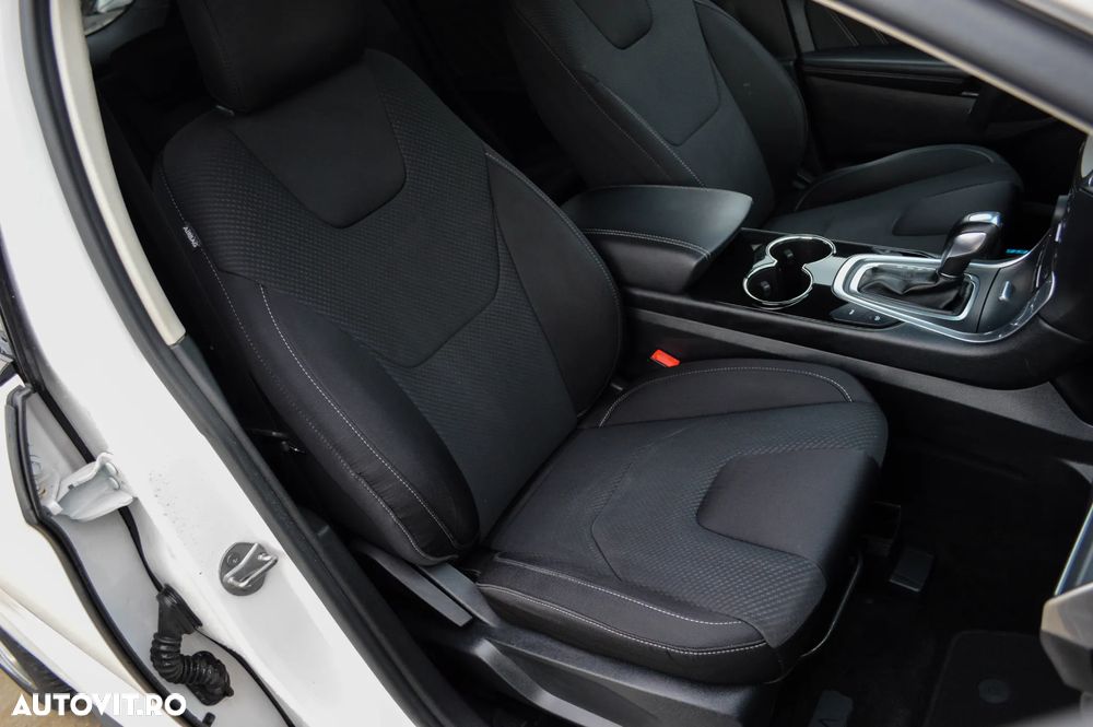 Ford Edge 2.0 TDCi Bi-Turbo 4x4 Sport - 14