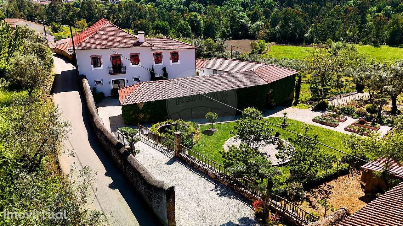 Moradia T4 para venda - Grande imagem: 2/50