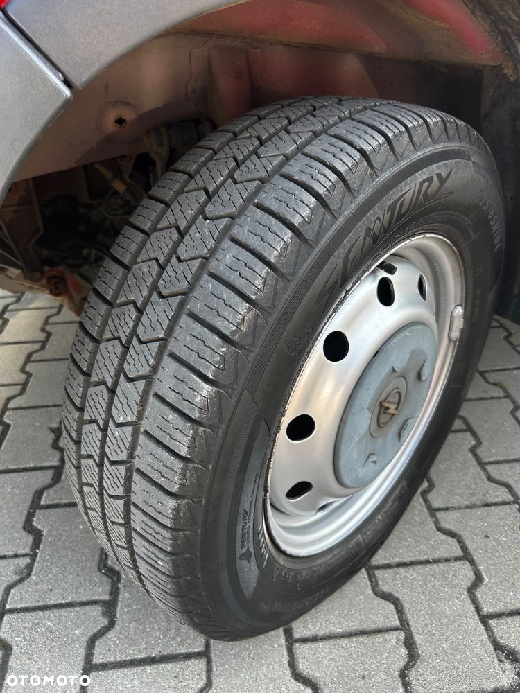 Opel Movano - 7
