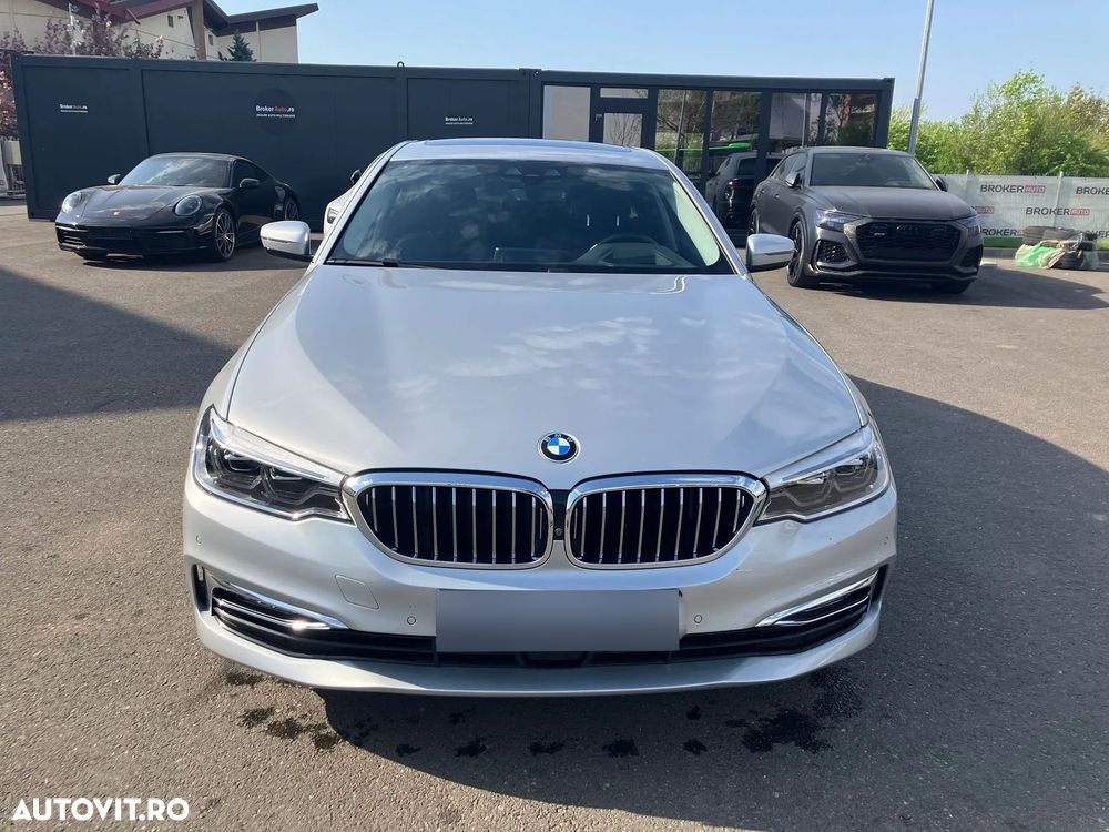 BMW Seria 5 520d AT - 10