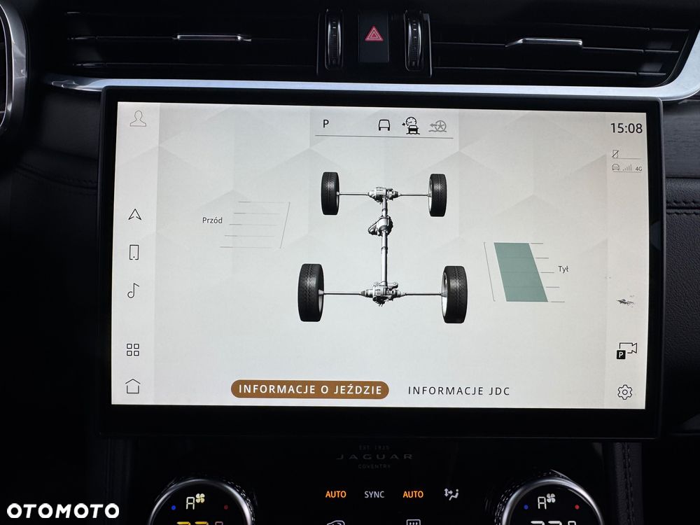 Jaguar F-Pace D200 AWD R-Dynamic SE - 33