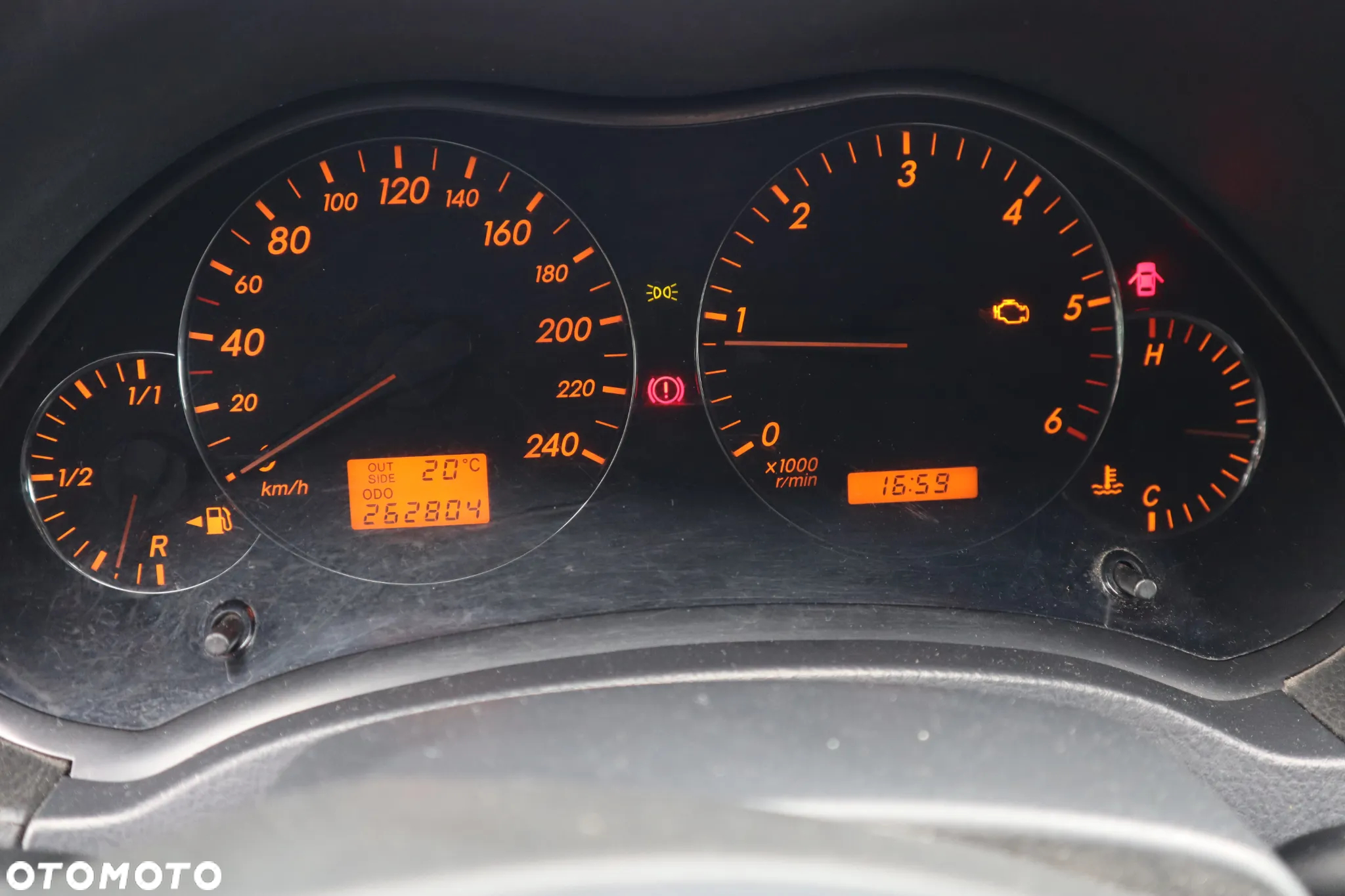 Toyota Avensis 2.0 D-4D Combi - 12