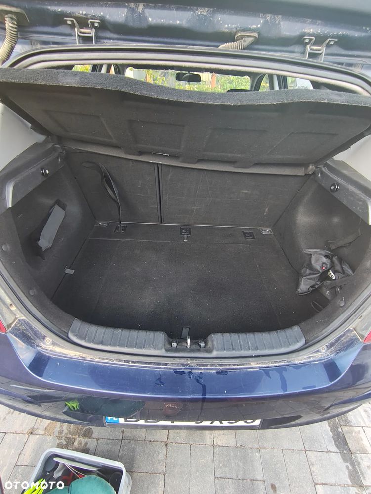 Hyundai i30 1.4 Base - 14