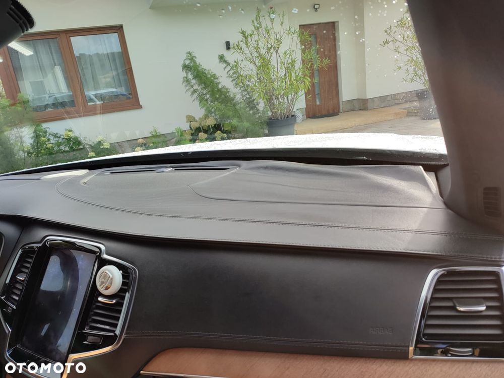Volvo XC 90 - 13