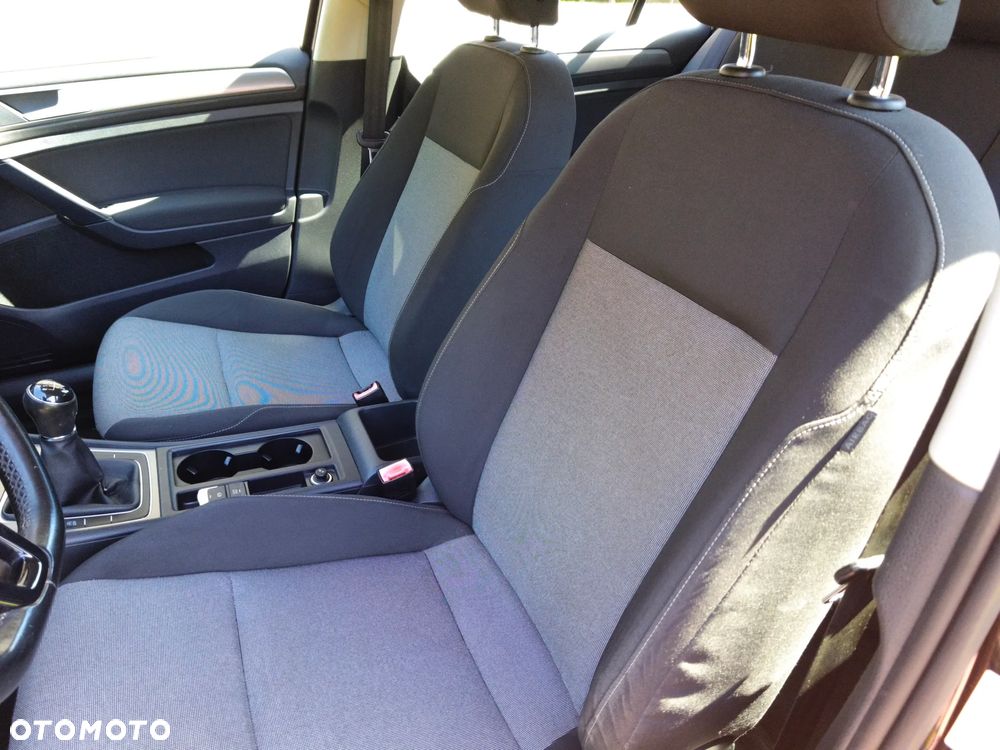 Volkswagen Golf 1.2 TSI BMT Trendline - 18
