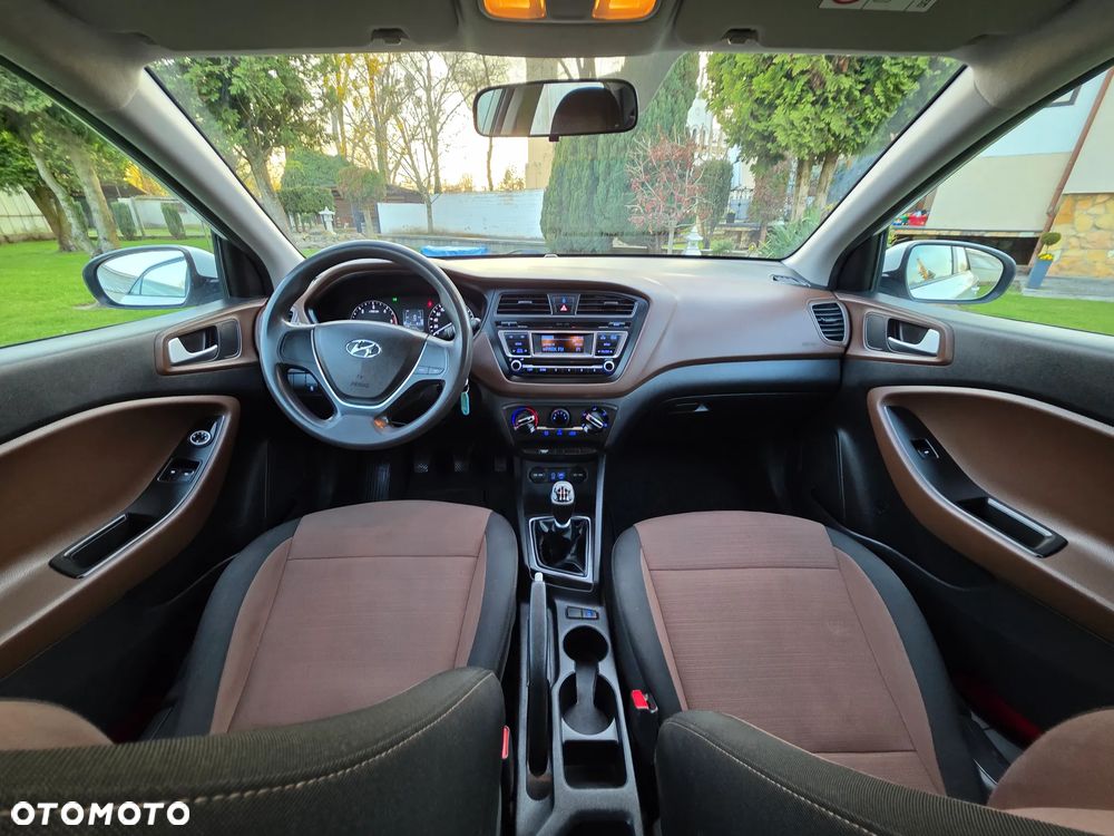 Hyundai i20 1.1 CRDi Classic + - 9