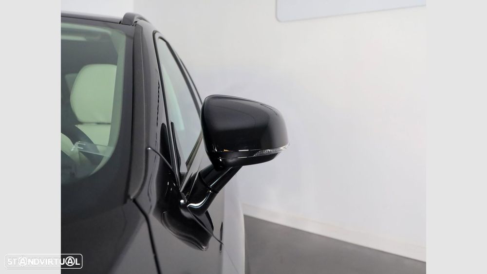 Volvo V90 2.0 T6 PHEV Plus Dark AWD — fotografia 8