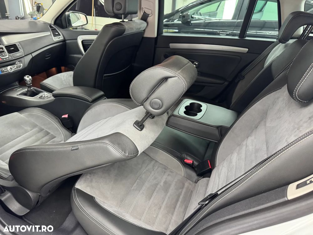 Renault Laguna ENERGY dCi 175 FAP Start & Stop GT - 17