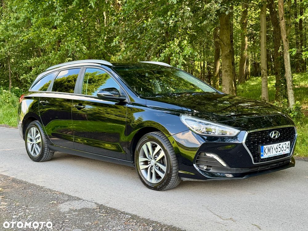 Hyundai i30 1.6 D Comfort DCT - 1