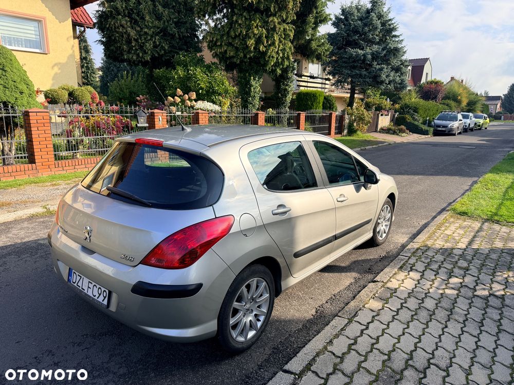 Peugeot 308 1.6 Premium - 3