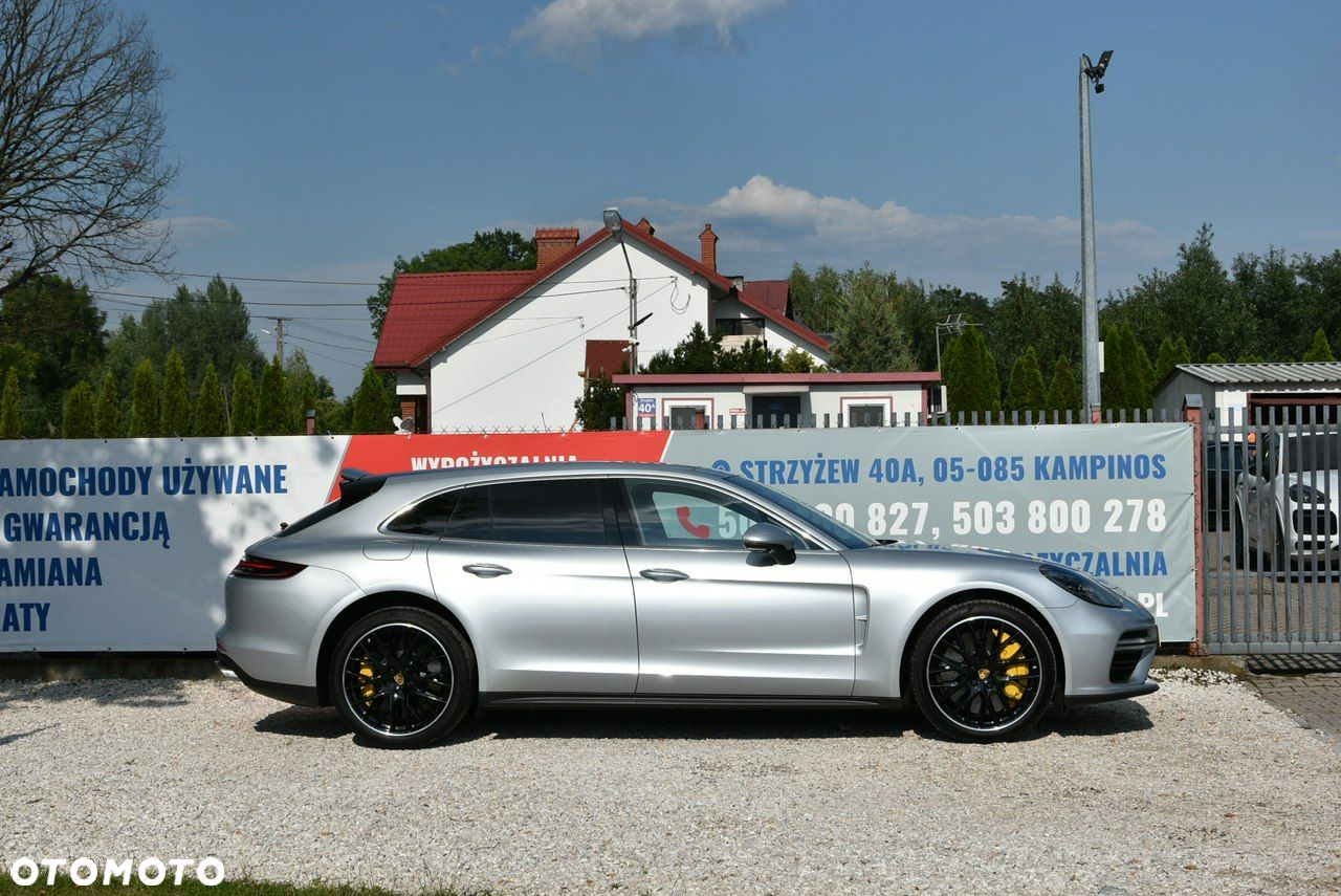 Porsche Panamera Turbo Sport Turismo - 7