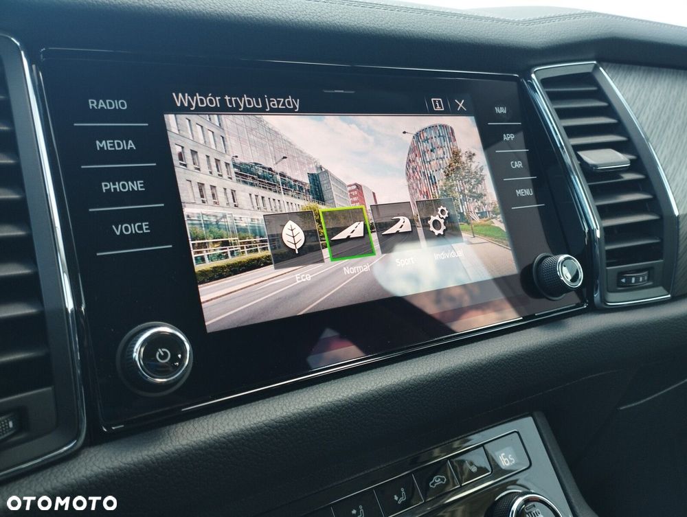 Skoda Kodiaq 1.5 TSI ACT 4x2 Style DSG 7os - 20