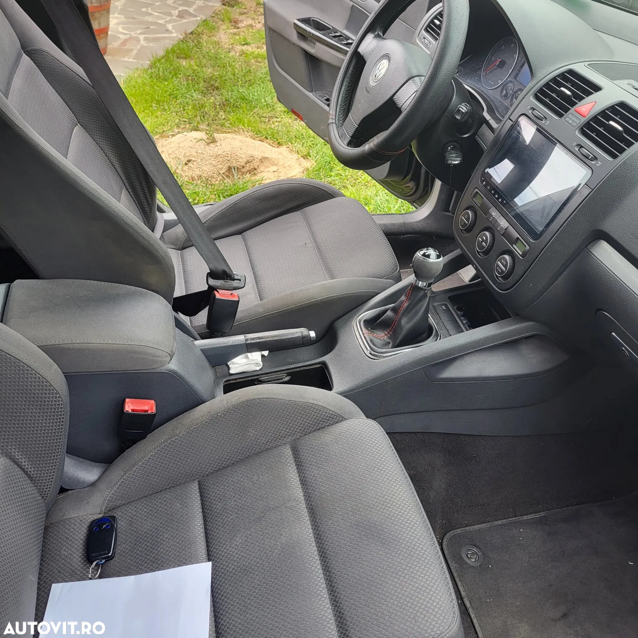 Volkswagen Golf 2.0 TDI Comfortline - 5
