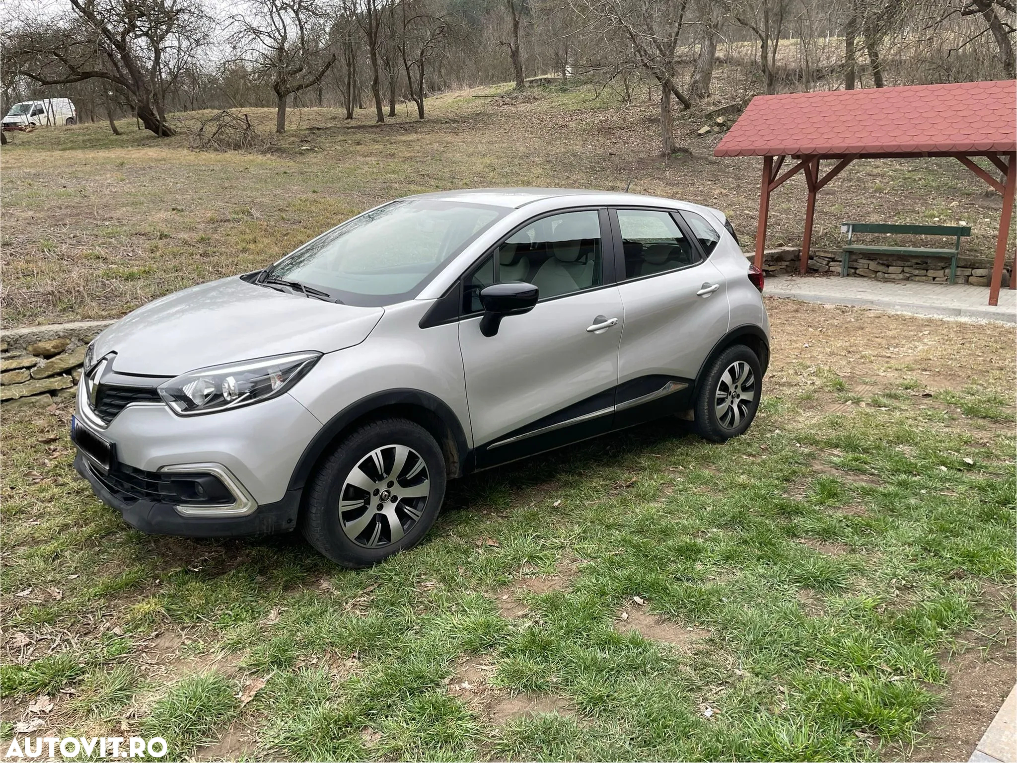 Renault Captur - 10
