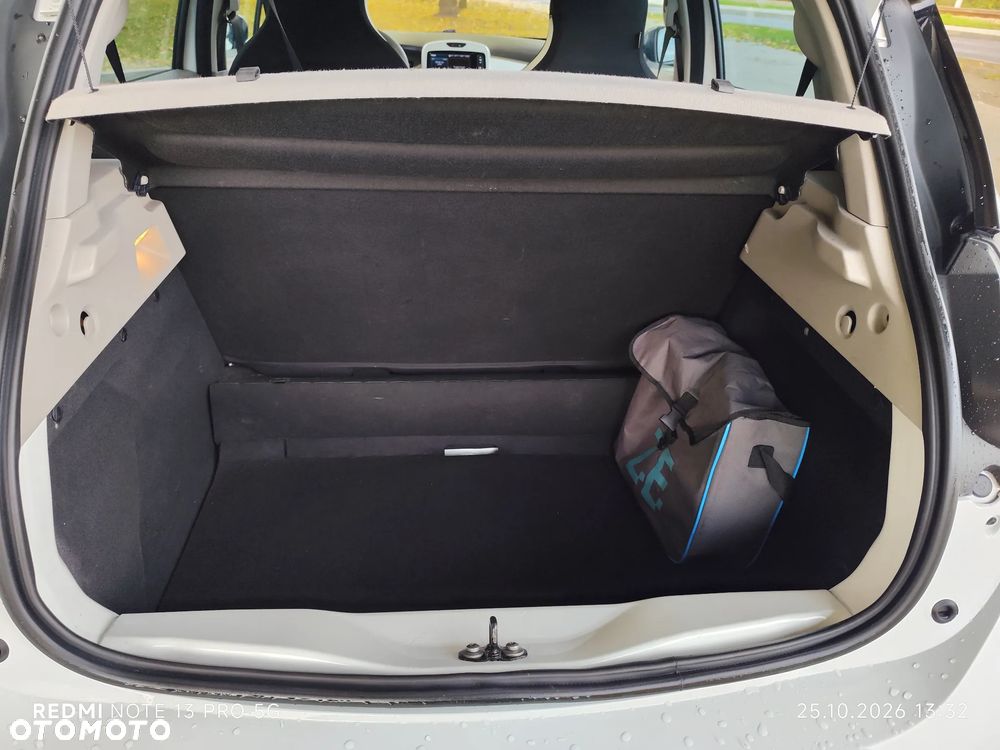 Renault Zoe - 14