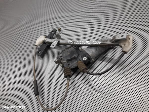 Elevador Tras Dto  Honda Civic V Hatchback (Eg) - 3