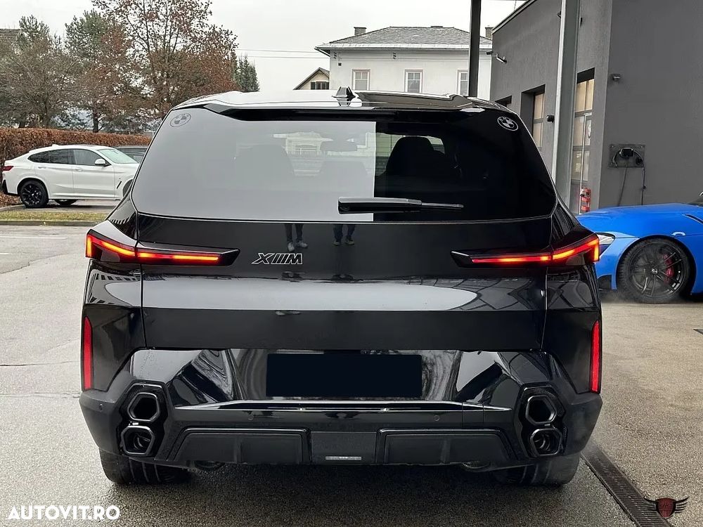 BMW XM - 7