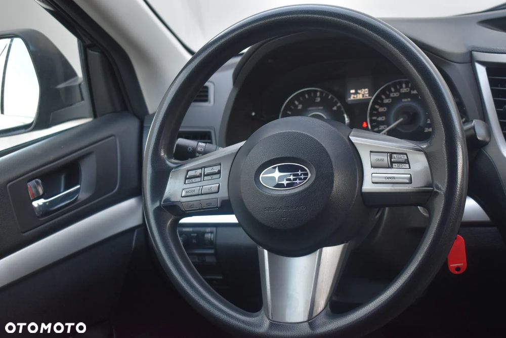 Subaru Legacy - 9