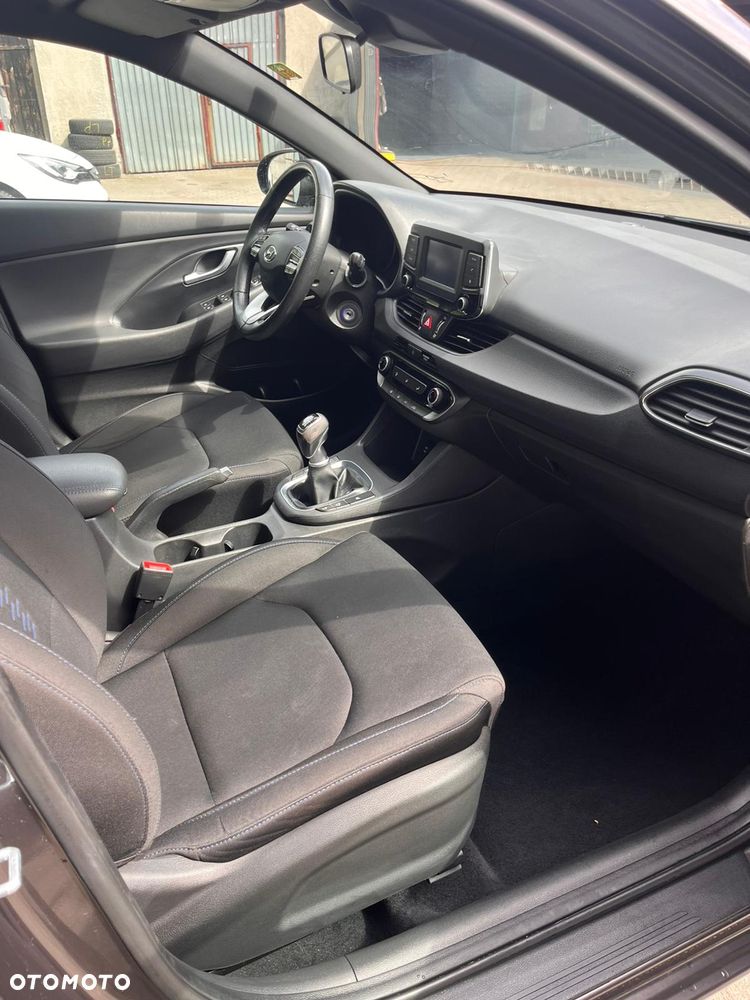 Hyundai i30 1.4 Passion Plus - 9