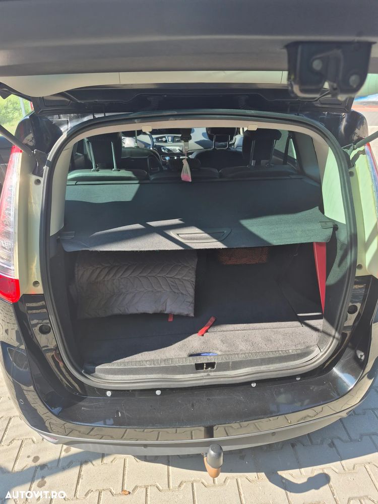Renault Grand Scenic 1.6 dCi Energy Privilege - 16