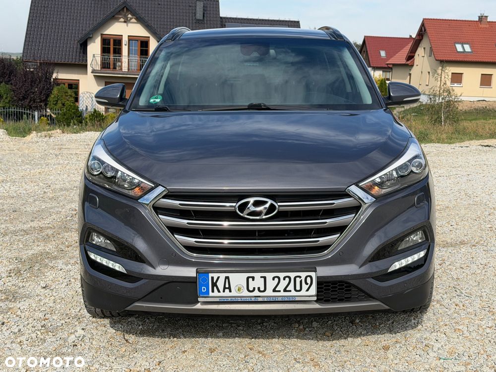Hyundai Tucson - 2