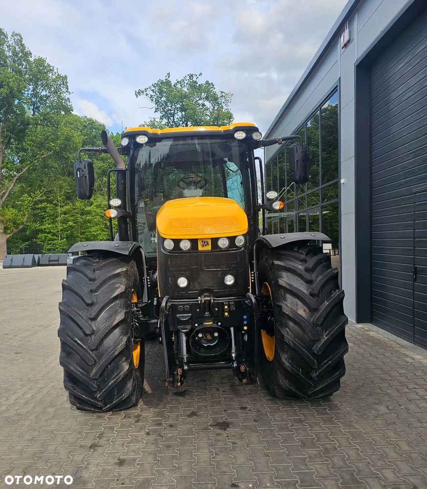 JCB FASTRAC 4220 - 9