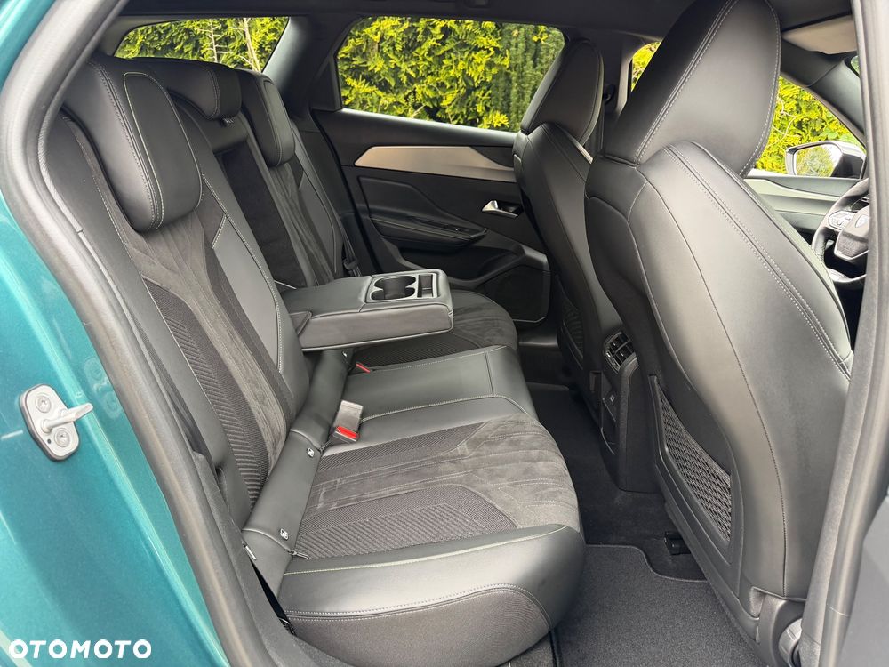 Peugeot 308 BlueHDi 130 EAT8 Stop & Start GT Pack - 31