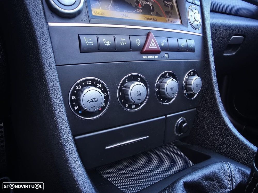 Mercedes-Benz SLK 200 (BlueEFFICIENCY) - 16