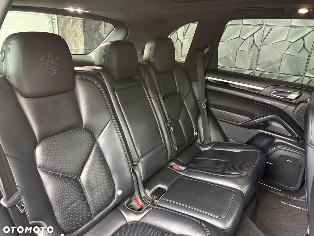 Porsche Cayenne S Diesel - 14