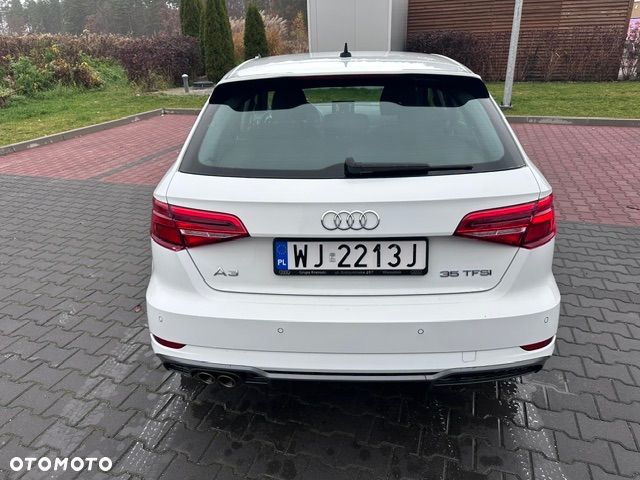 Audi A3 Sportback 35 TFSI S tronic - 3