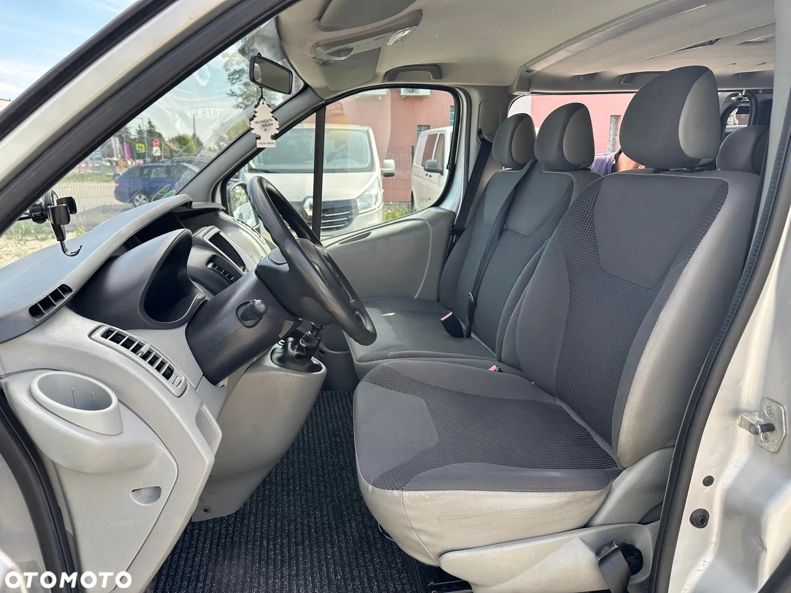 Opel Vivaro 2.0 CDTI L2H1 - 12