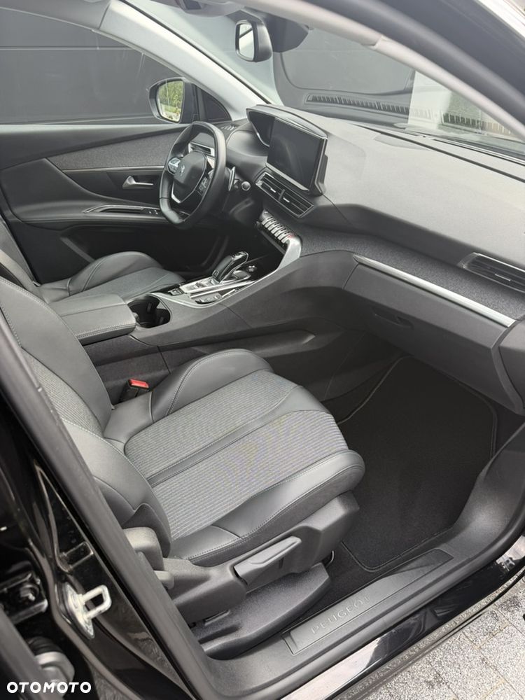 Peugeot 3008 1.2 PureTech Allure Pack S&S EAT8 - 7