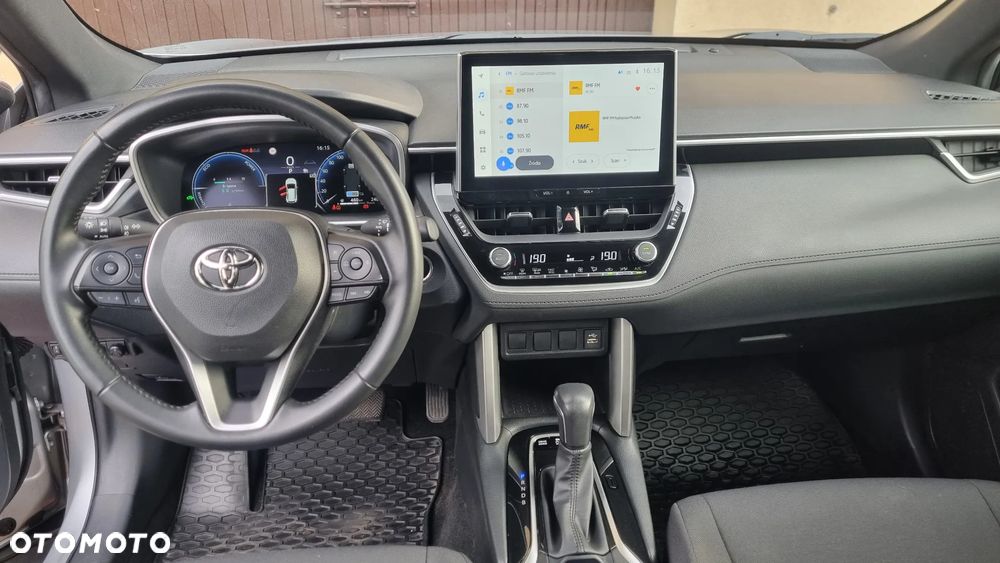 Toyota Corolla Cross 2.0 Hybrid Comfort - 10