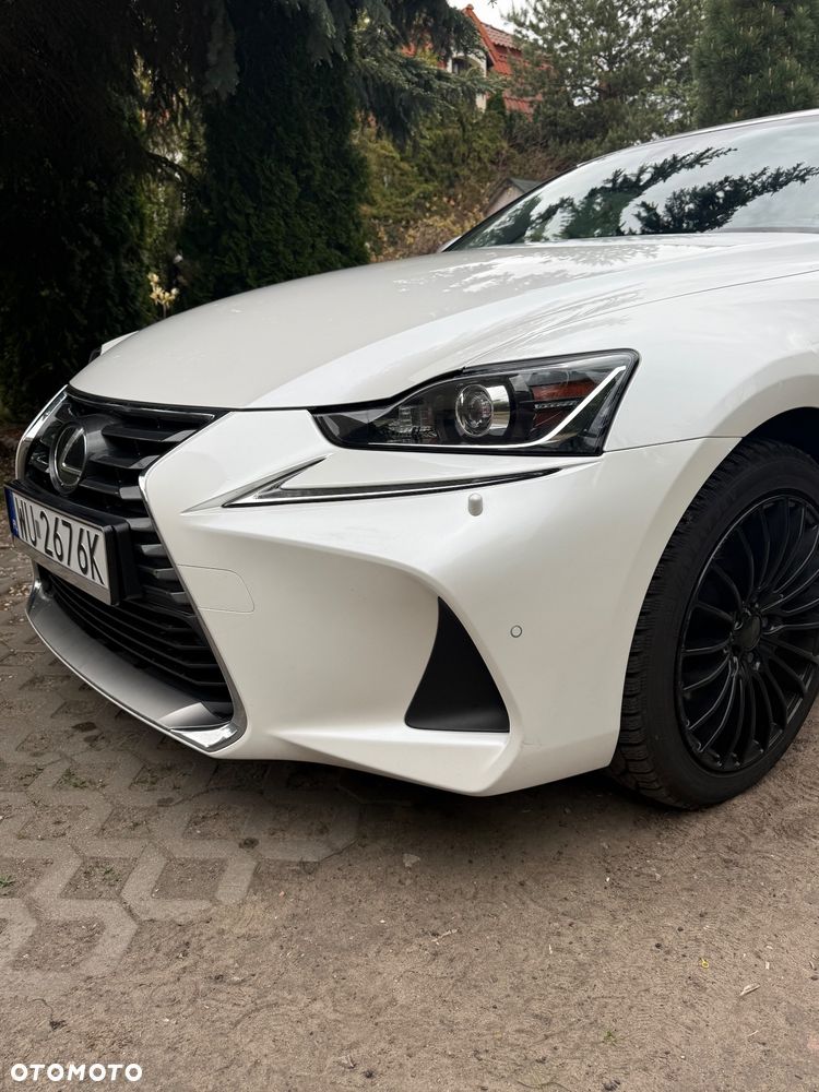Lexus IS 200t / 300 Elegance - 3