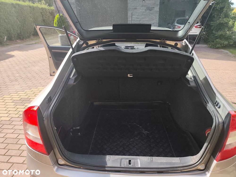 Skoda Octavia 1.4 TSI Active - 11